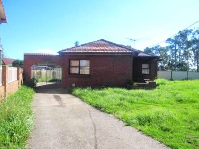 Fairfield West NSW 2165