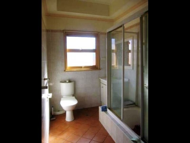 Fairfield West NSW 2165