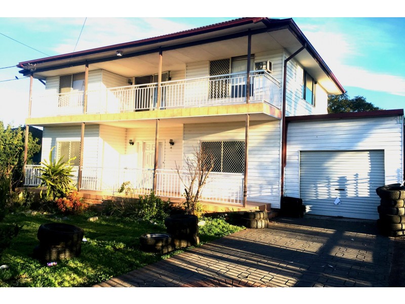 8 Utzon Road, Cabramatta West NSW 2166