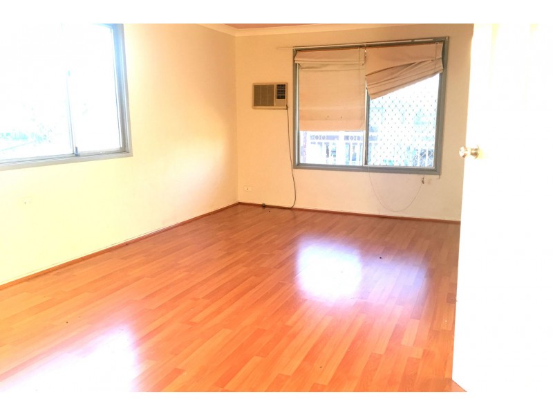 8 Utzon Road, Cabramatta West NSW 2166