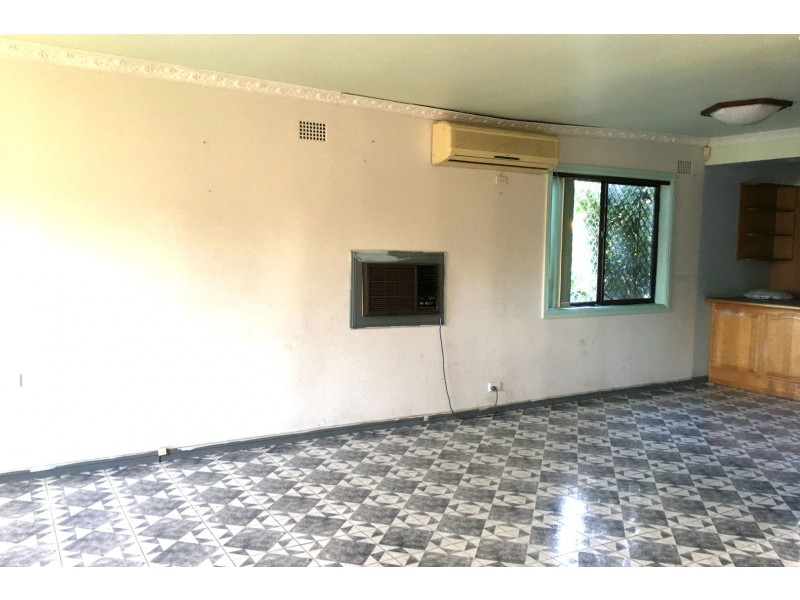 8 Utzon Road, Cabramatta West NSW 2166