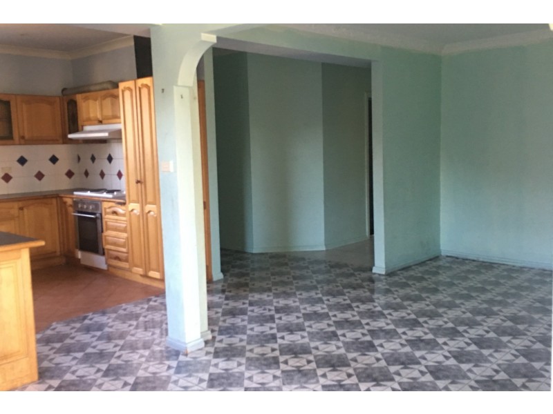 8 Utzon Road, Cabramatta West NSW 2166