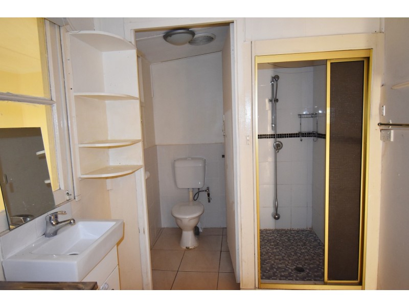 2/87 Granville Street, Smithfield NSW 2164