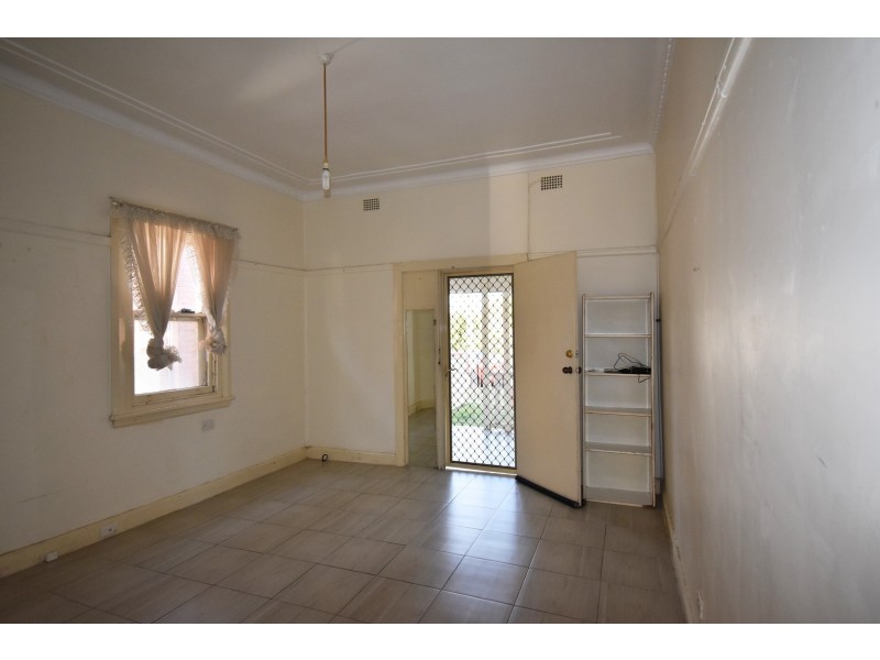 2/87 Granville Street, Smithfield NSW 2164