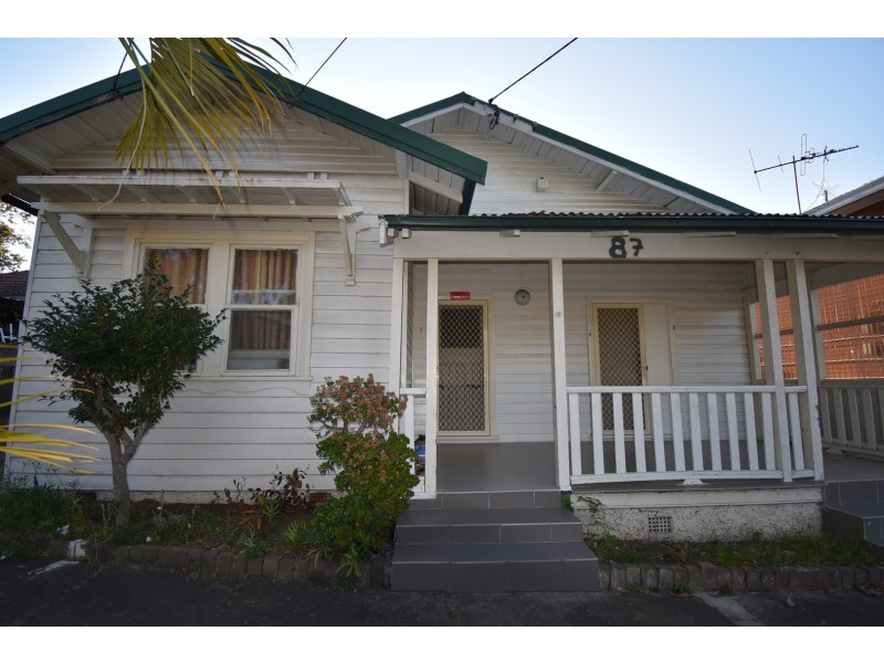 2/87 Granville Street, Smithfield NSW 2164