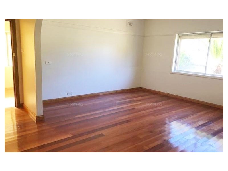 9 Violet Street, Roselands NSW 2196