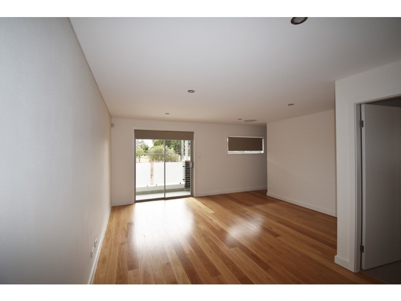 31 The Avenue, Canley Vale NSW 2166