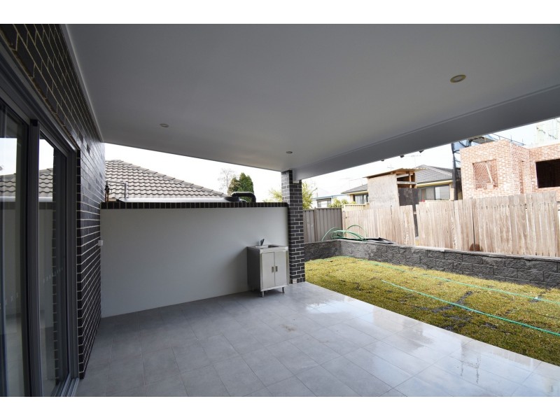 31 The Avenue, Canley Vale NSW 2166