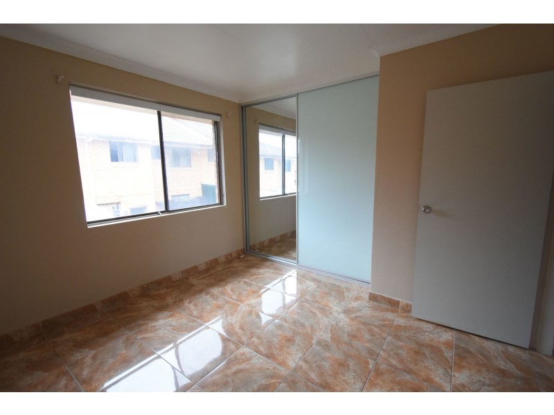 17/96-100 Longfield Street, Cabramatta NSW 2166