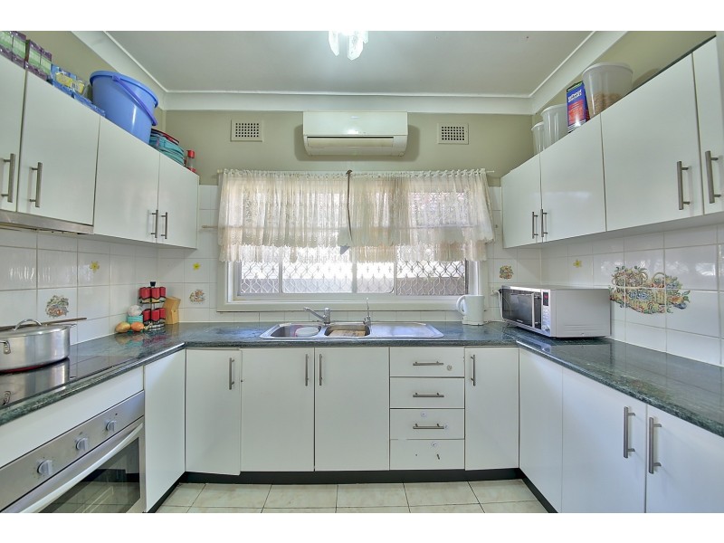 37 Kiora Street, Canley Heights NSW 2166