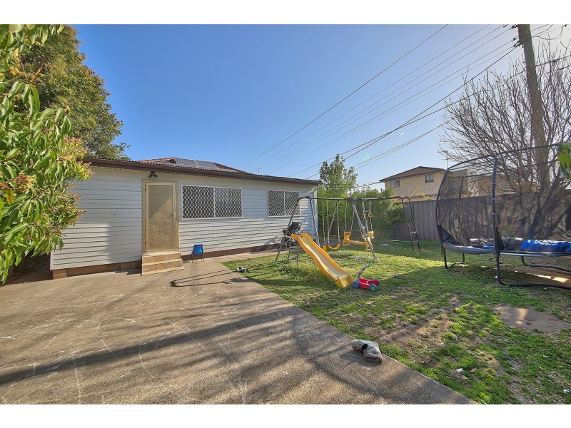 37 Kiora Street, Canley Heights NSW 2166