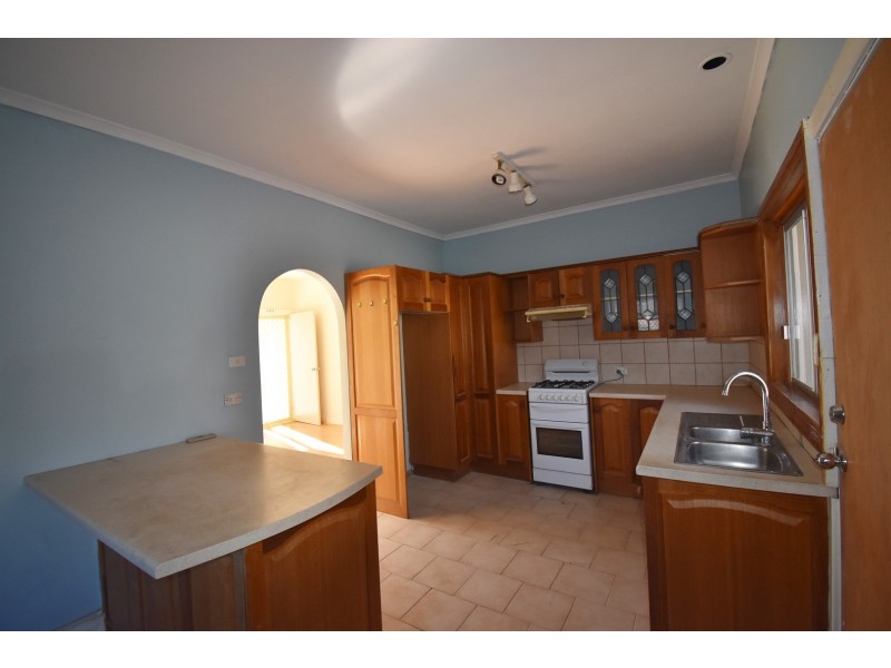 6 Smiths Avenue, Cabramatta NSW 2166