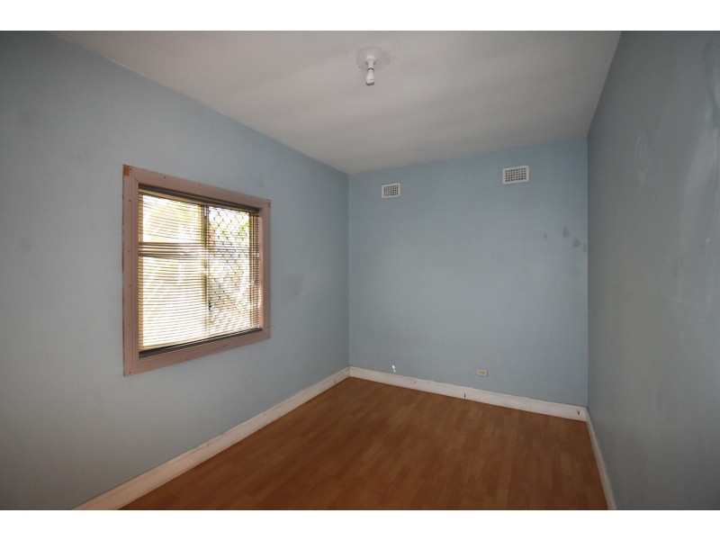 6 Smiths Avenue, Cabramatta NSW 2166