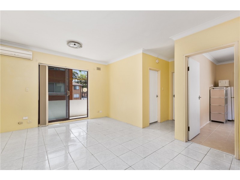 16/4 Fisher Street, Cabramatta NSW 2166