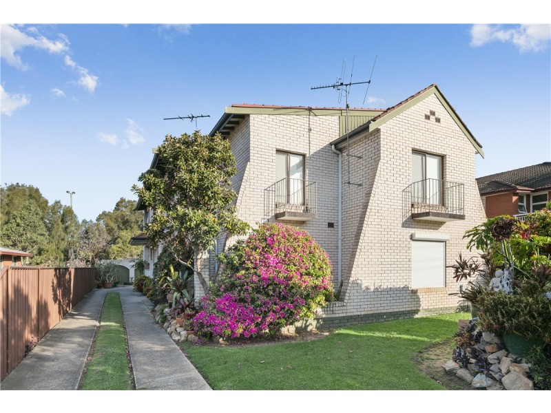 2/11 Carboni Street, Liverpool NSW 2170