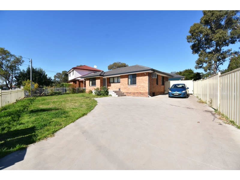 32 Kaluga Street, Busby NSW 2168