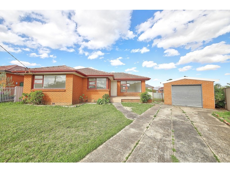 24 Maree Avenue, Cabramatta West NSW 2166