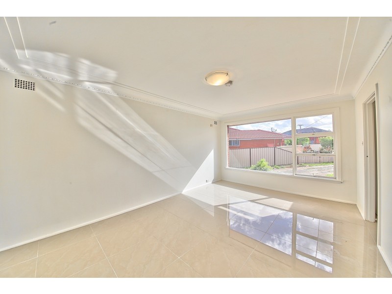 24 Maree Avenue, Cabramatta West NSW 2166