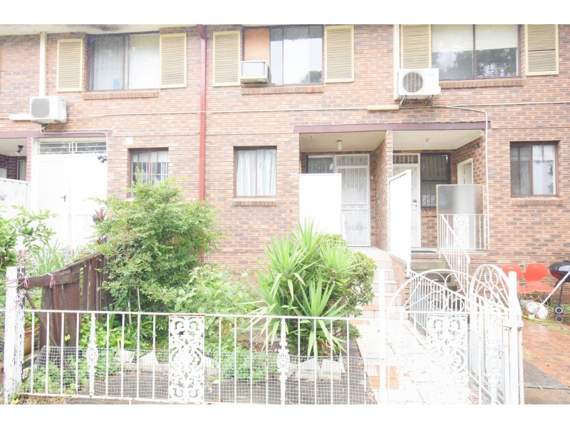 25/112-116 Longfield Street, Cabramatta NSW 2166