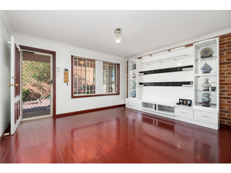 7/5 Corella Road, Green Valley NSW 2168