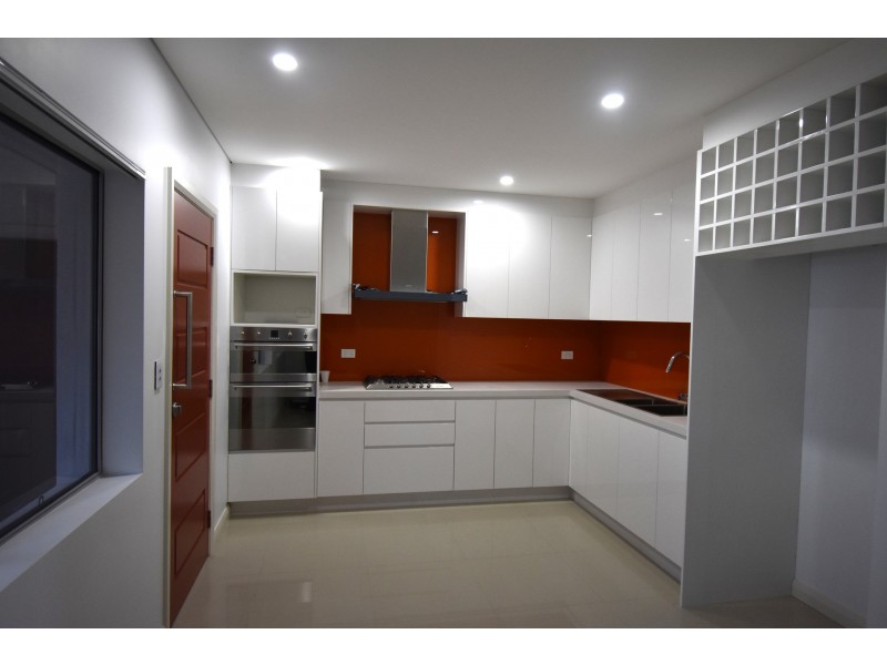 18 Wynyard Avenue, Bass Hill NSW 2197