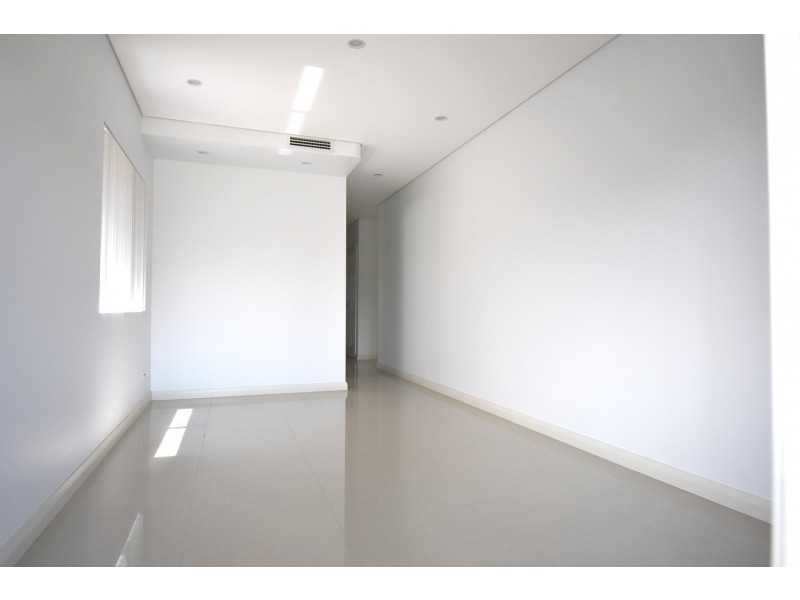 18 Wynyard Avenue, Bass Hill NSW 2197