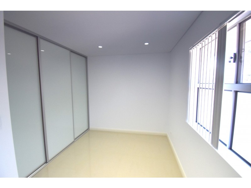 18 Wynyard Avenue, Bass Hill NSW 2197