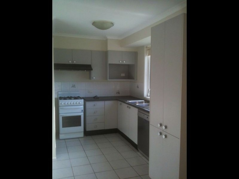 160 Whitford Road, Green Valley NSW 2168