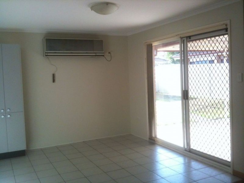 160 Whitford Road, Green Valley NSW 2168