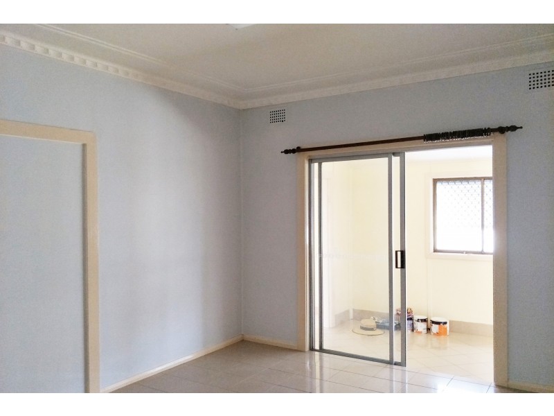 195 Gladstone Street, Cabramatta NSW 2166