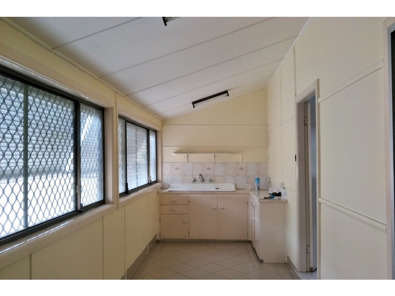 195 Gladstone Street, Cabramatta NSW 2166