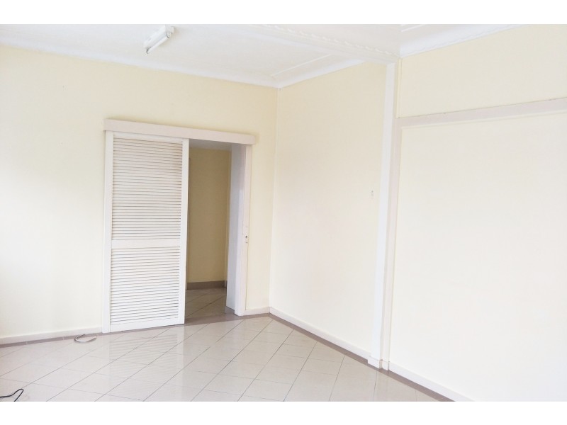 195 Gladstone Street, Cabramatta NSW 2166