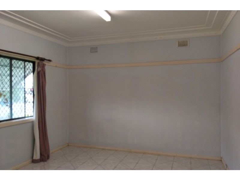 195 Gladstone Street, Cabramatta NSW 2166