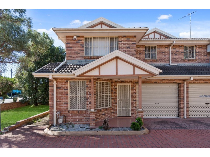 1/32 St Johns Road, Cabramatta NSW 2166