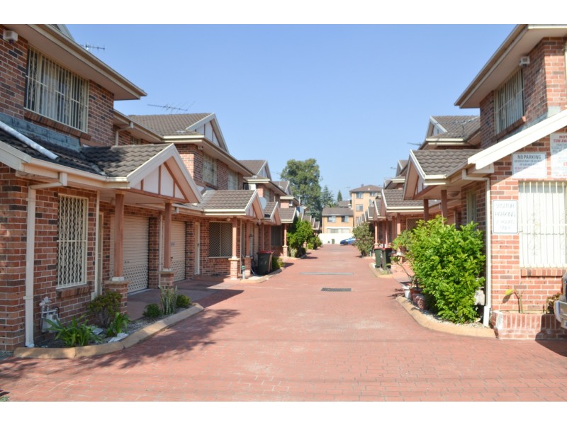 1/32 St Johns Road, Cabramatta NSW 2166