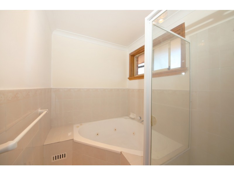 1/664A Smithfield Road, Edensor Park NSW 2176