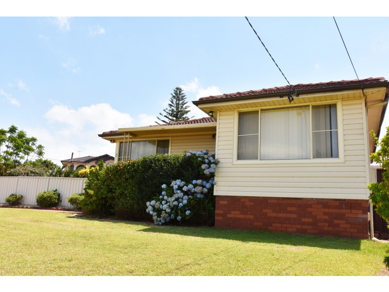 2 Bramley Street, Fairfield West NSW 2165