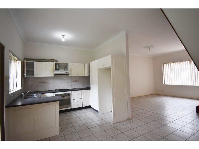 3/7 Gilbert Street, Cabramatta NSW 2166