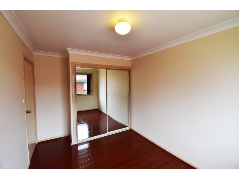 2/15 William Street, Lurnea NSW 2170