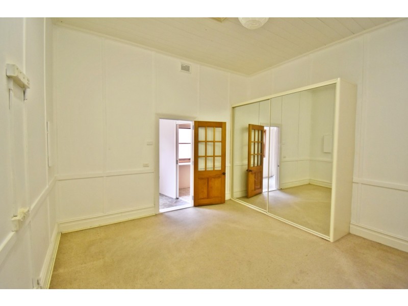 114 Parkes Street, Helensburgh NSW 2508