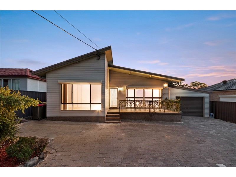 299 Brenan Street, Smithfield NSW 2164