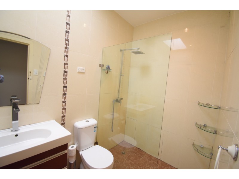 1 Smiths Avenue, Cabramatta NSW 2166