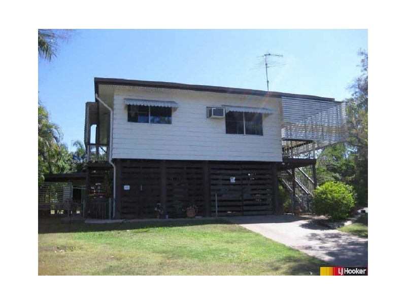 16 Cuthbert Street, Moranbah QLD 4744