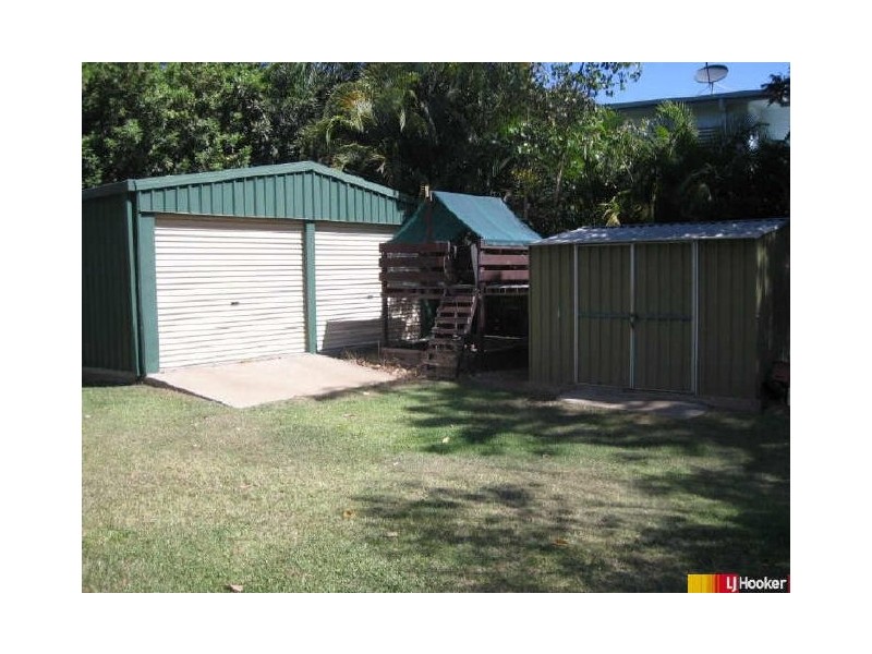 16 Cuthbert Street, Moranbah QLD 4744
