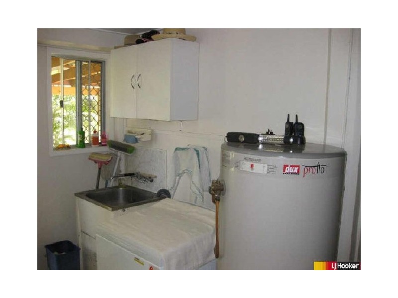 16 Cuthbert Street, Moranbah QLD 4744