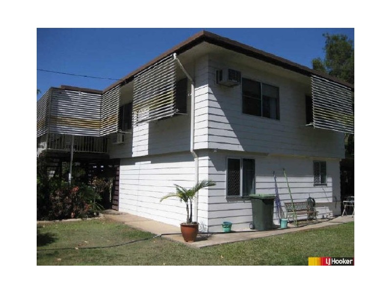 16 Cuthbert Street, Moranbah QLD 4744