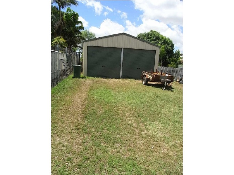 14 Casey Court, Moranbah QLD 4744