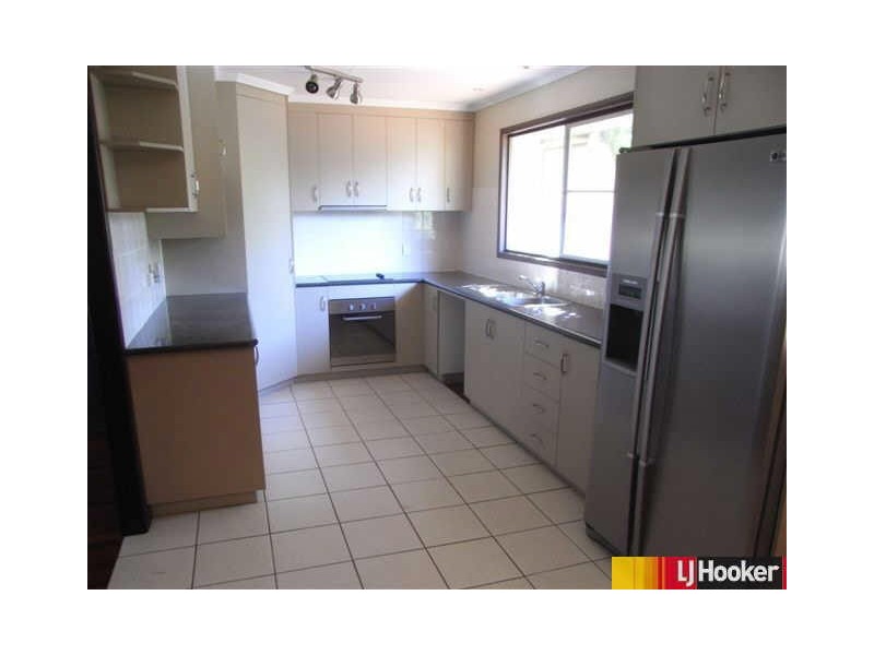 27 Belyando Avenue, Moranbah QLD 4744