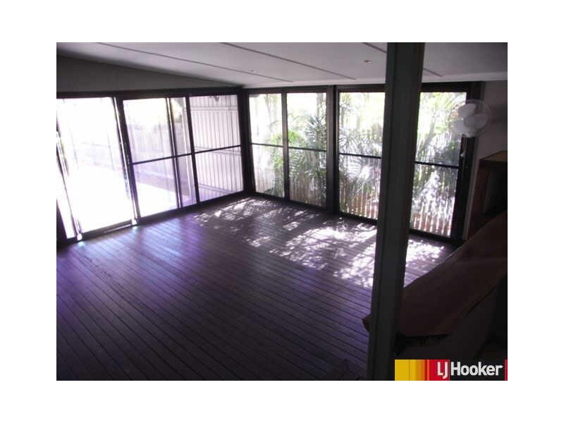 27 Belyando Avenue, Moranbah QLD 4744