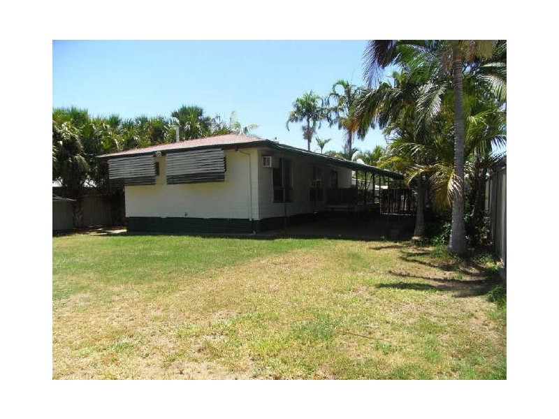 5 Munro Street, Moranbah QLD 4744